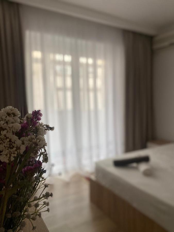 Central Welcoming Apartment In Tiranë Luaran gambar