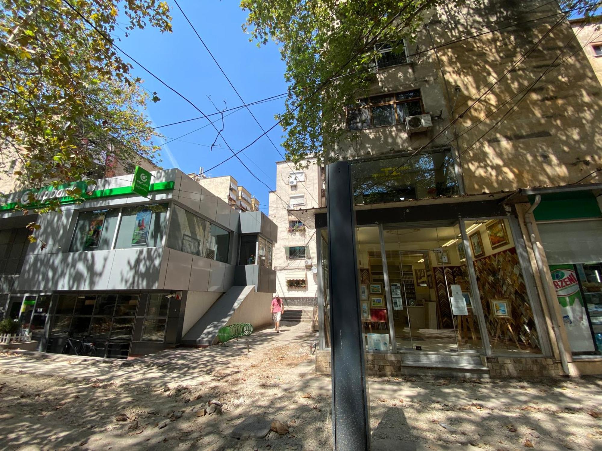 Central Welcoming Apartment In Tiranë Luaran gambar